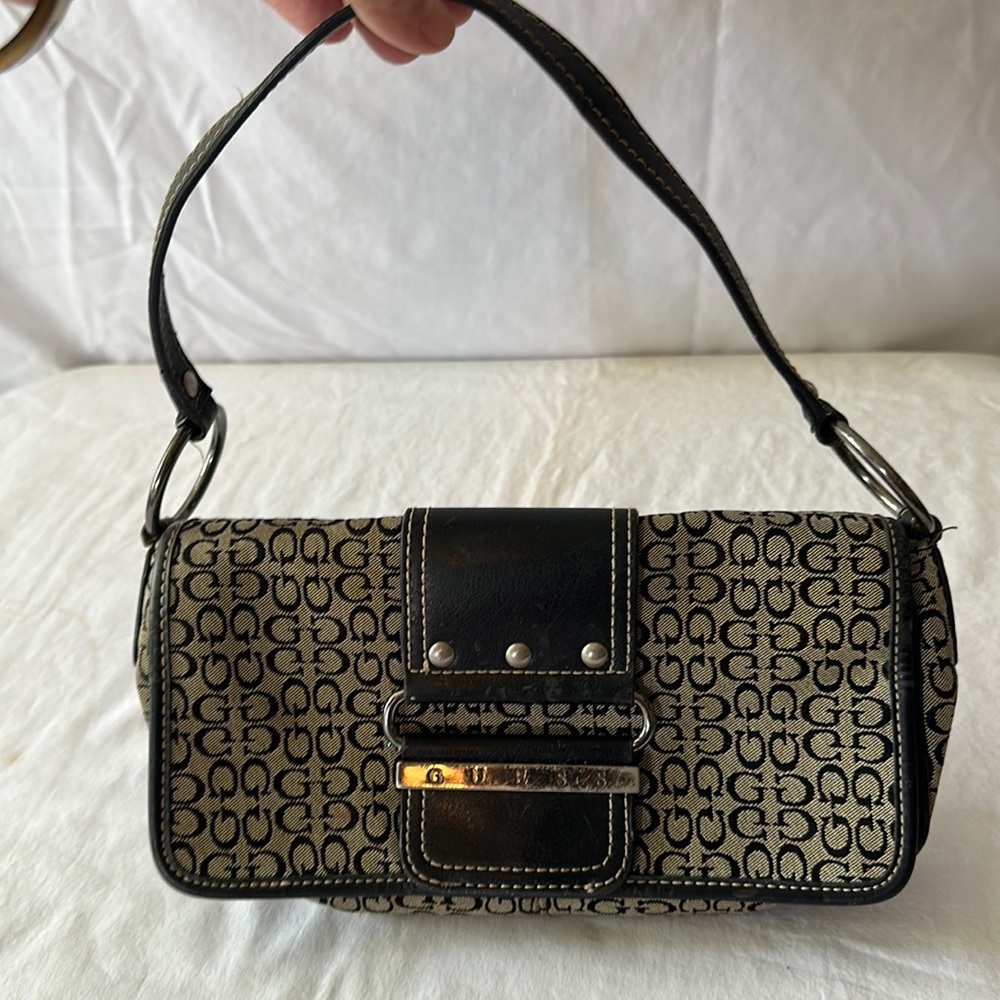 Vintage Guess Small purse